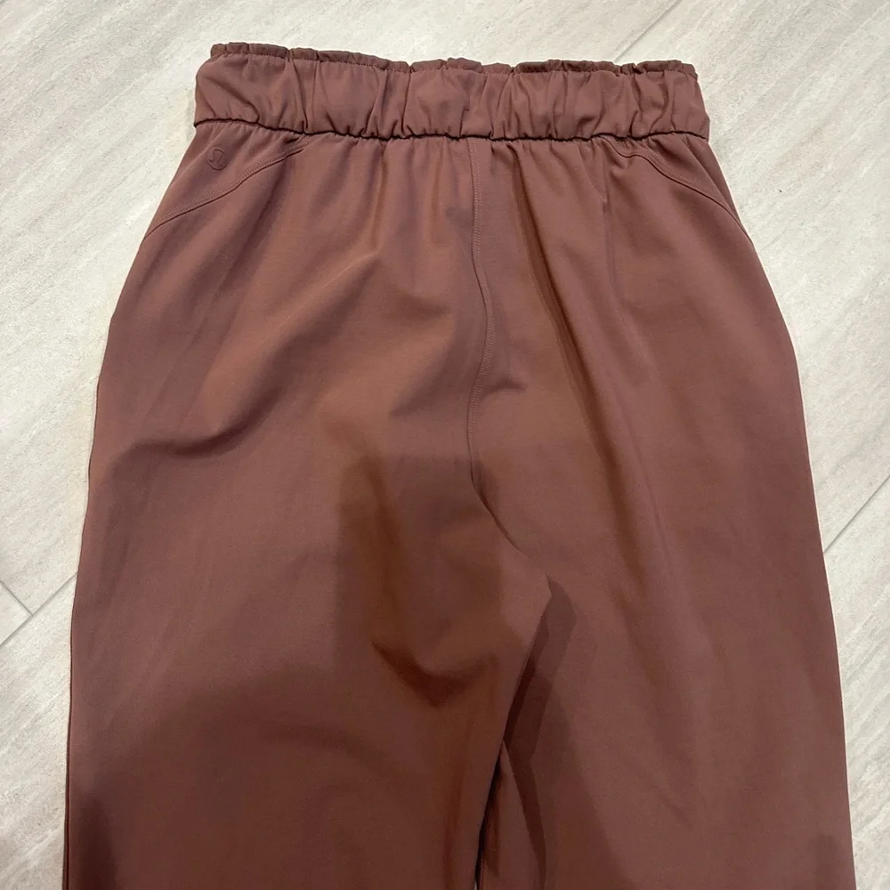 Lululemon High Rise Stretch Joggers - Picture 10 of 10